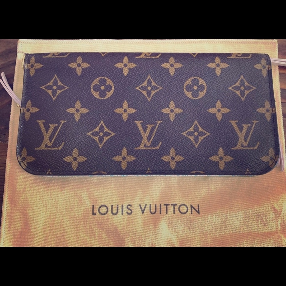 Louis Vuitton Monogram Fleuri Insolite Wallet Rose